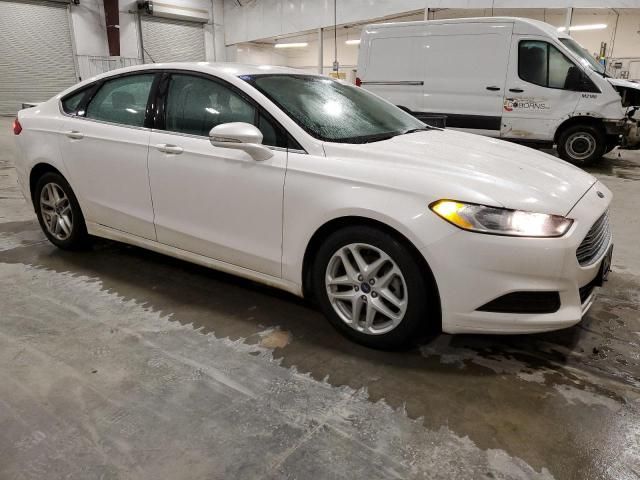 2016 Ford Fusion SE