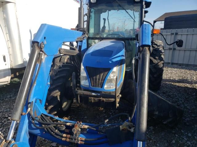 2008 New Holland Tractor