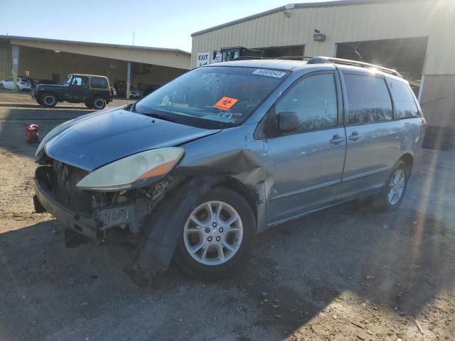 2006 Toyota Sienna LE