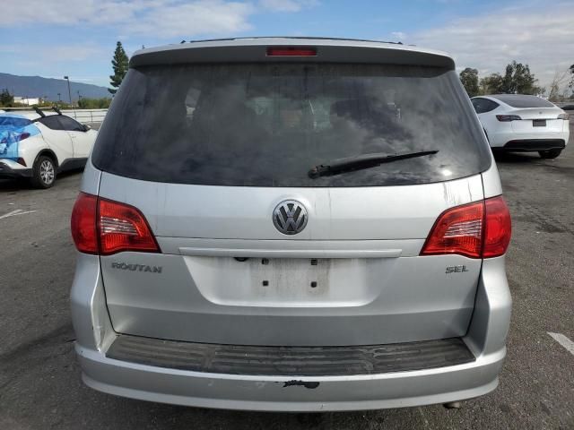 2009 Volkswagen Routan SEL Premium