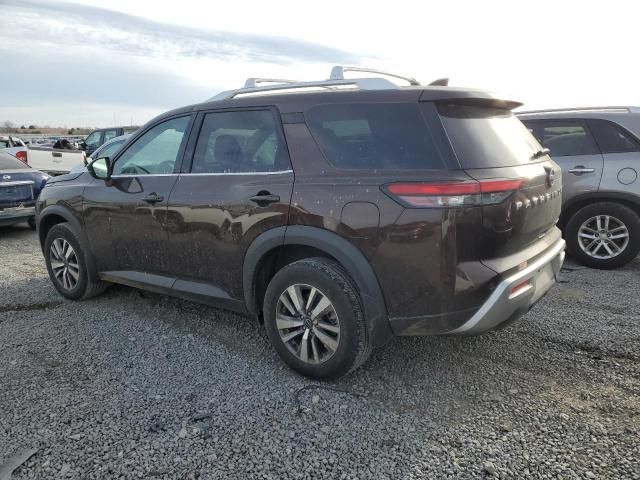 2022 Nissan Pathfinder SL