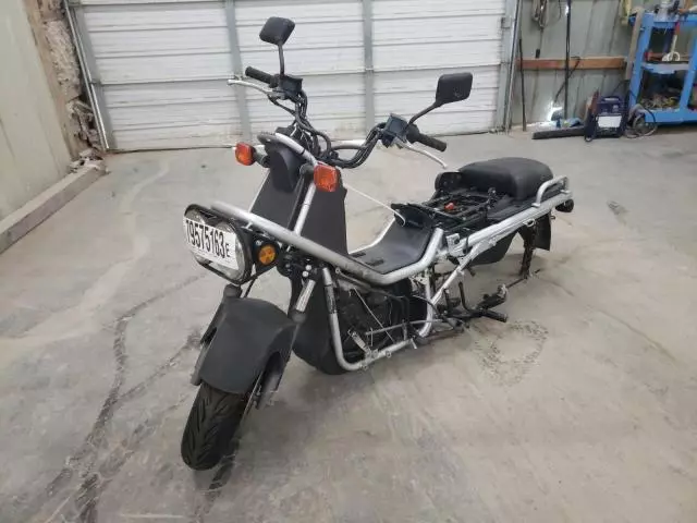 2006 Honda PS250