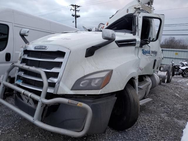 2023 Freightliner Cascadia 126