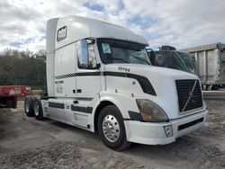 Trucks With No Damage for sale at auction: 2005 Volvo VN VNL