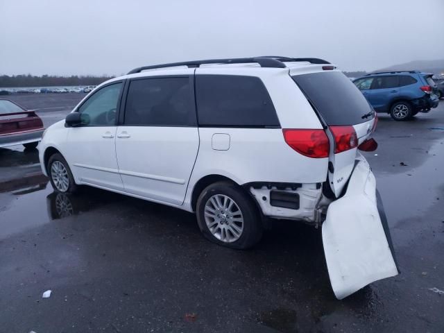 2008 Toyota Sienna LE