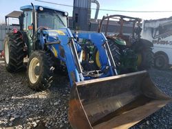 Camiones salvage para piezas a la venta en subasta: 2008 New Holland Tractor