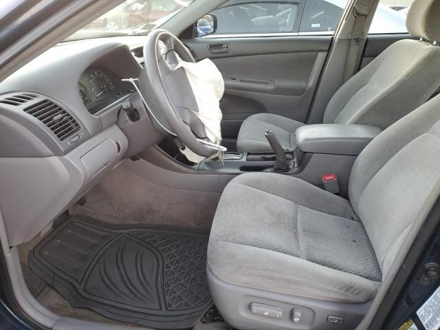 2004 Toyota Camry LE