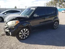 KIA Vehiculos salvage en venta: 2013 KIA Soul +