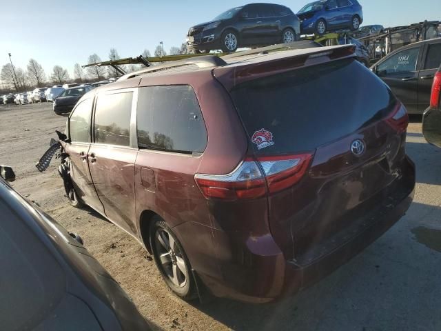 2015 Toyota Sienna LE