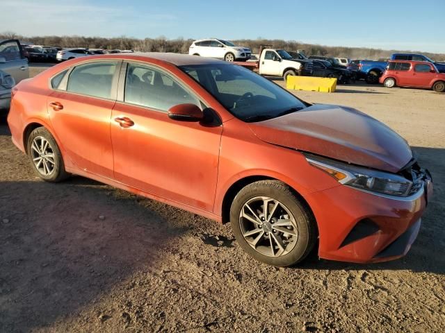 2023 KIA Forte LX