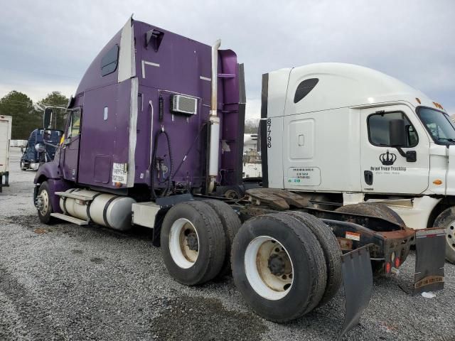 2005 Freightliner Conventional Columbia