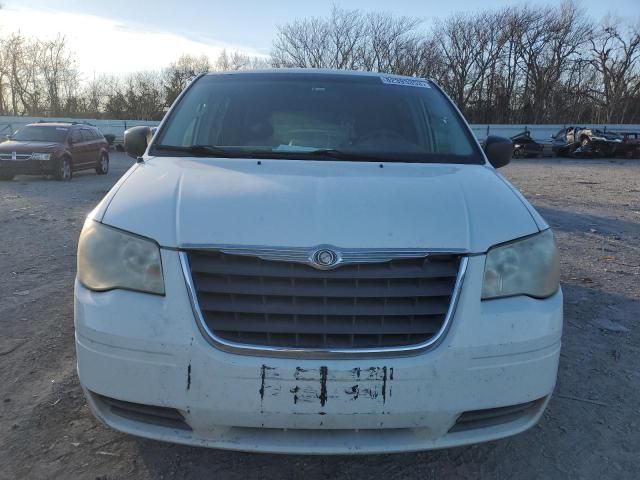 2008 Chrysler Town & Country LX