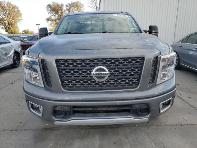 2017 Nissan Titan SV