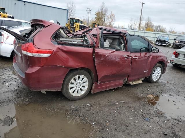 2012 Toyota Sienna XLE