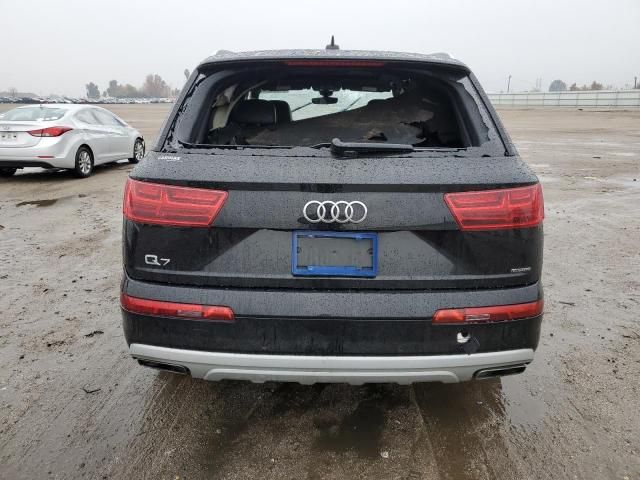 2019 Audi Q7 Premium