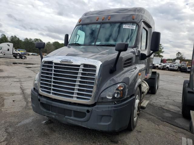 2017 Freightliner Cascadia 113