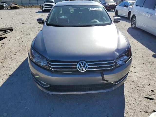 2015 Volkswagen Passat SE