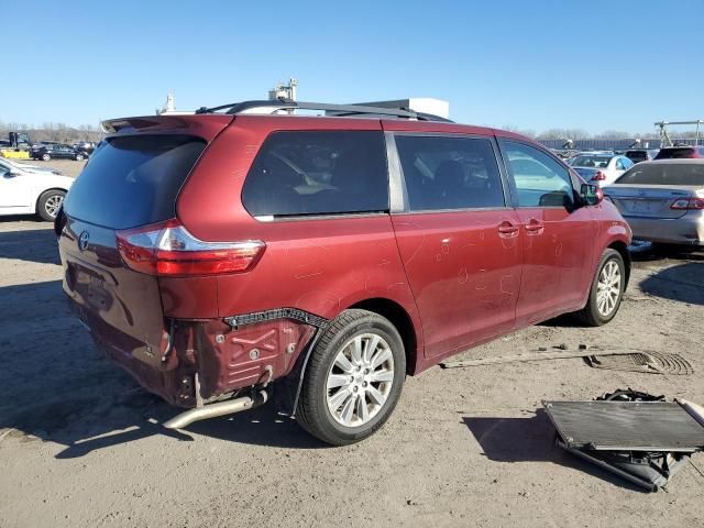 2015 Toyota Sienna LE