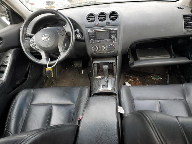 2010 Nissan Altima Base