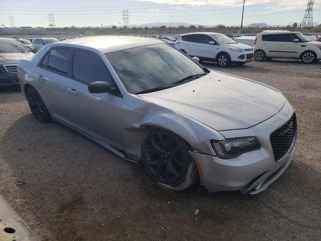 2020 Chrysler 300 Touring