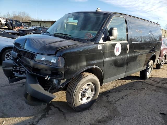 2022 Chevrolet Express G2500