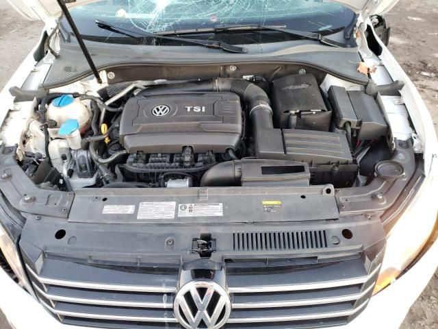 2015 Volkswagen Passat SE