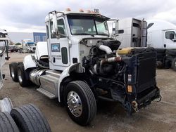 Peterbilt 384 Vehiculos salvage en venta: 2014 Peterbilt 384