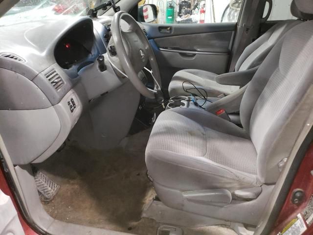 2006 Toyota Sienna CE