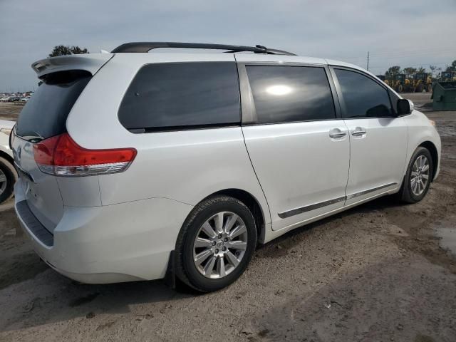 2013 Toyota Sienna XLE