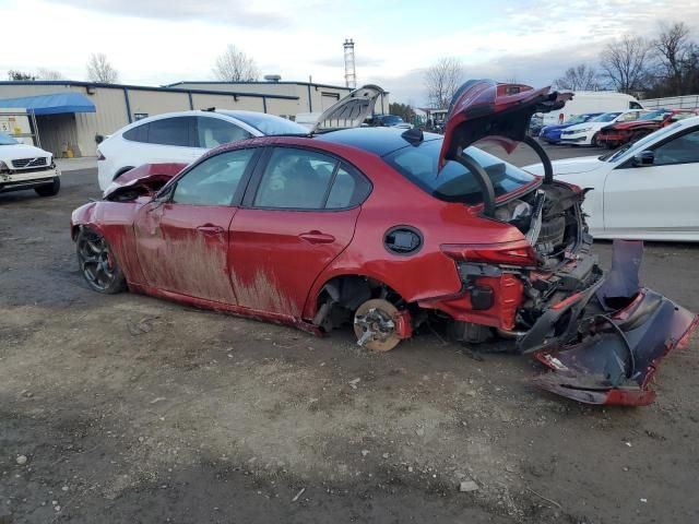 2017 Alfa Romeo Giulia TI Q4