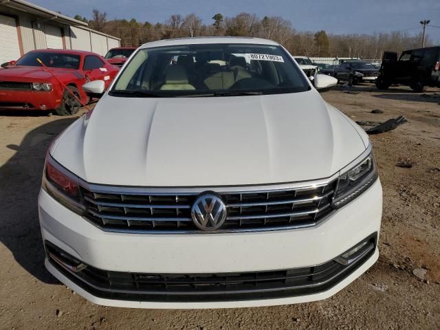 2018 Volkswagen Passat SE