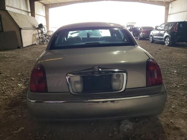 1999 Lincoln Town Car Executive