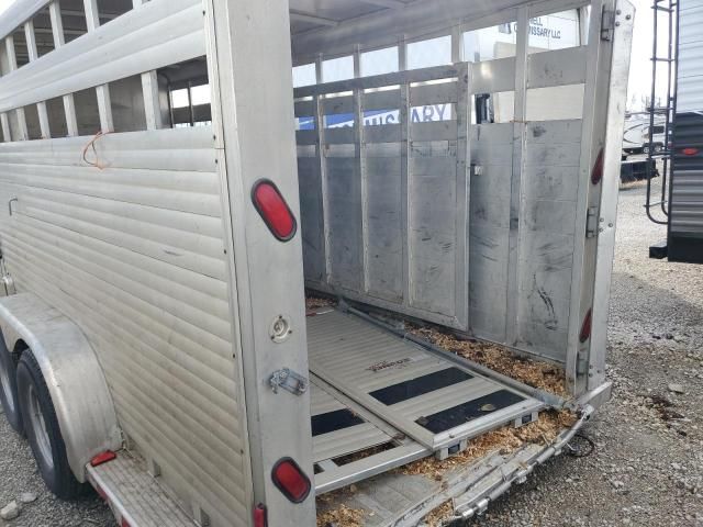 2000 Soon Horse Trailer