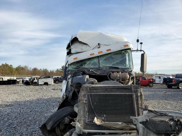 2016 Freightliner Conventional Columbia