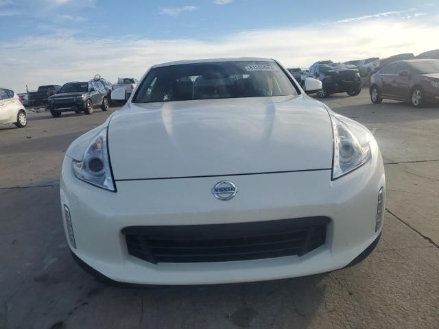 2016 Nissan 370Z Base