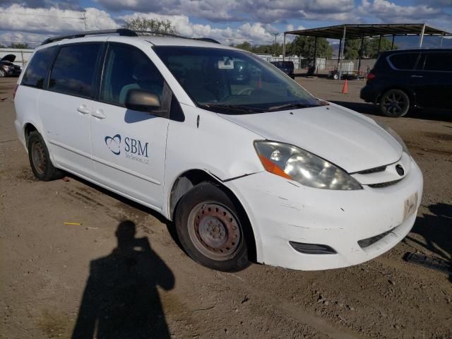 2009 Toyota Sienna CE