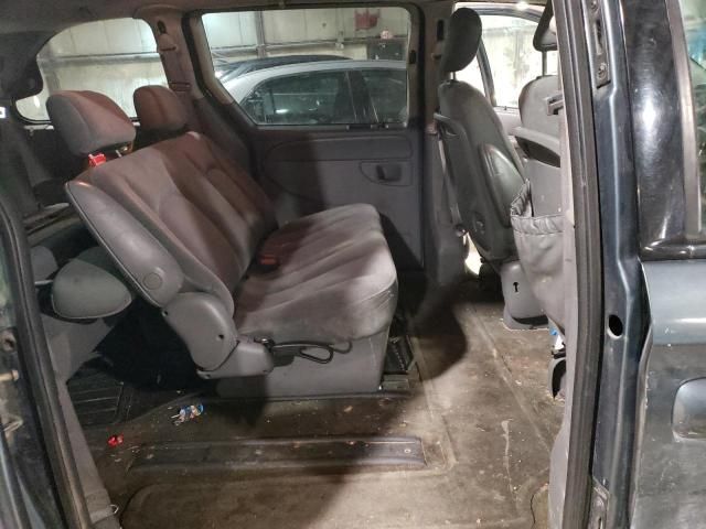 2005 Chrysler Town & Country