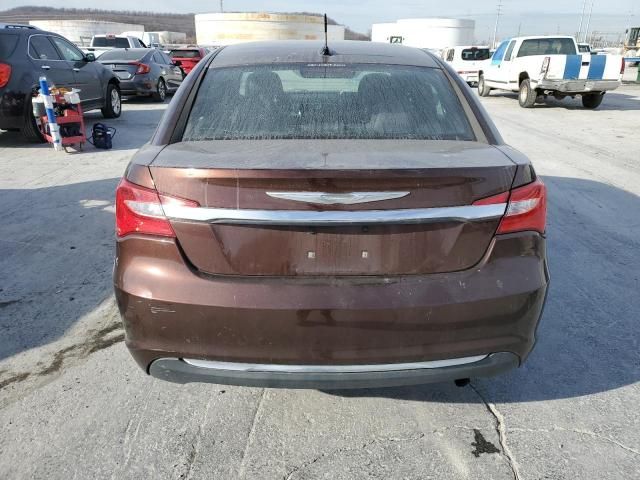 2013 Chrysler 200 Touring