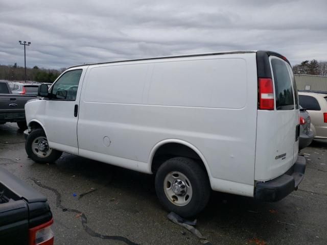 2015 Chevrolet Express G2500