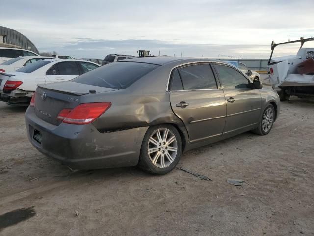 2005 Toyota Avalon XL