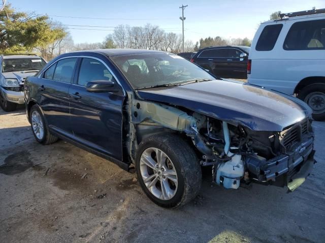 2016 Ford Taurus SEL