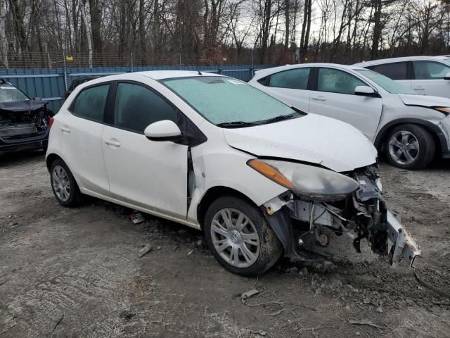 2014 Mazda 2 Sport