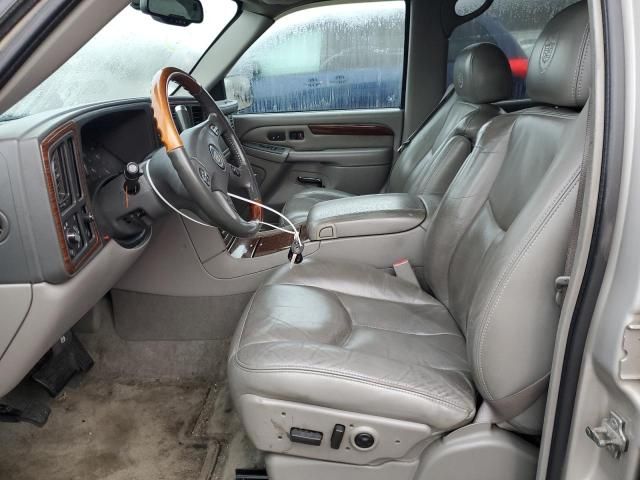 2004 Cadillac Escalade Luxury