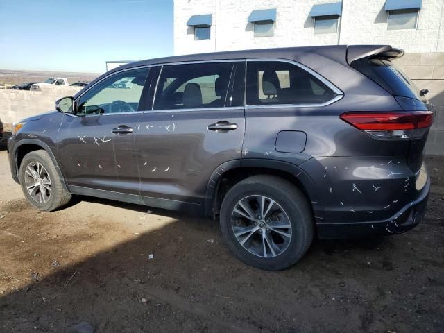 2019 Toyota Highlander LE