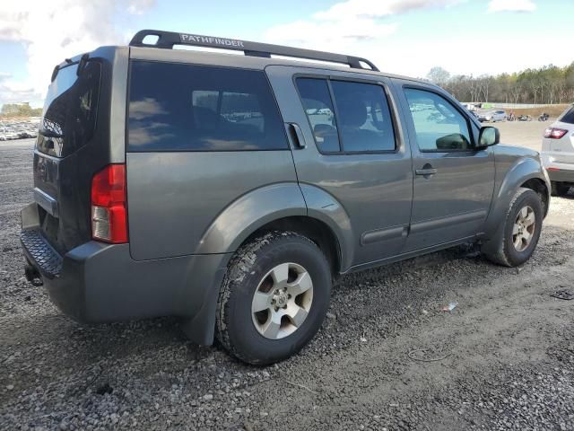 2006 Nissan Pathfinder LE