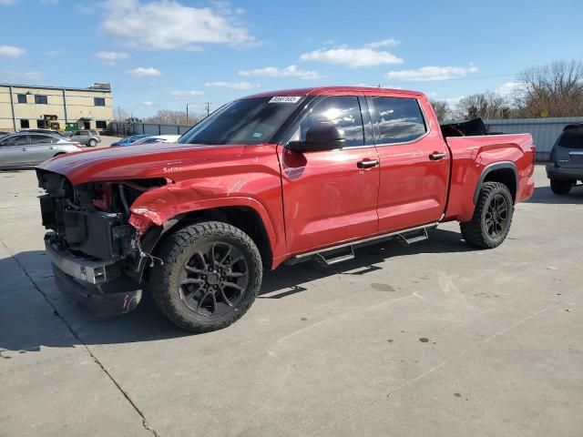 2022 Toyota Tundra Crewmax SR5