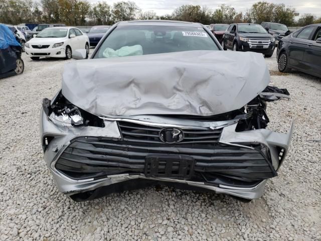 2019 Toyota Avalon XLE