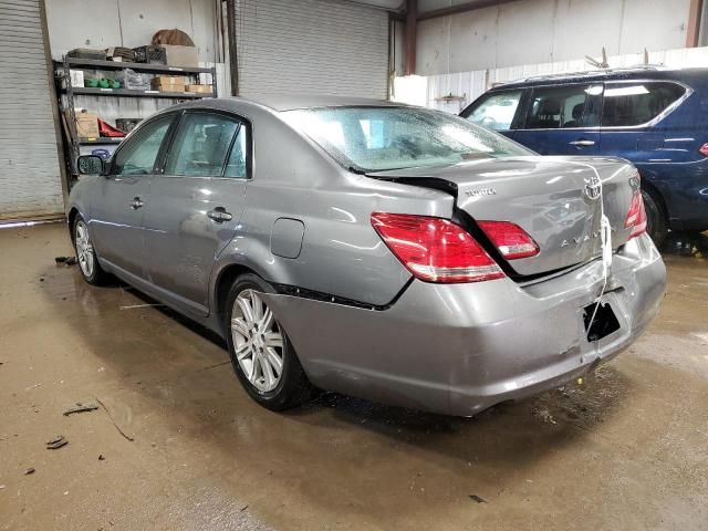 2005 Toyota Avalon XL