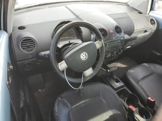 2009 Volkswagen New Beetle S