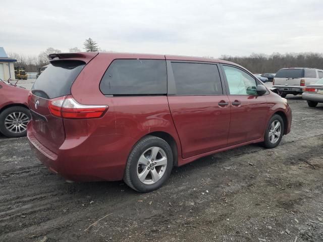 2018 Toyota Sienna L